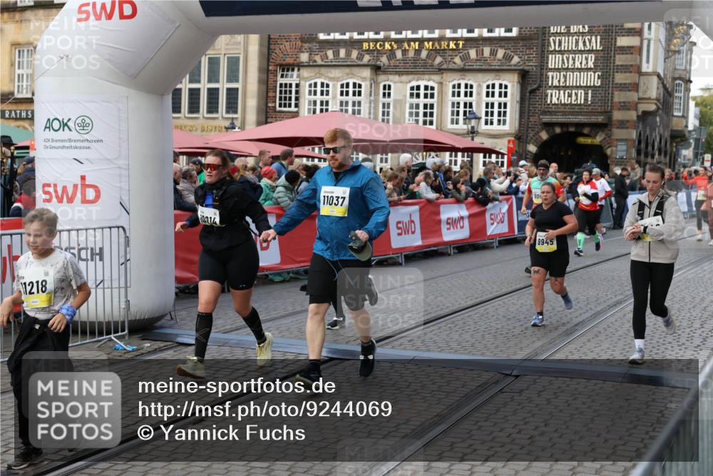 05.10.2025 - 20. swb-Marathon Bremen Yannick Fuchs http://msf.ph/oto/9244069 05.10.2025 11:09:33 Ziel 9002, 9493, 9649, 9848, 9892, 9945, 10214, 10295, 11037, 11218 meine-sportfotos.de