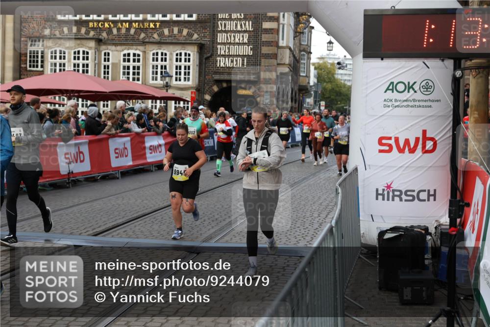 05.10.2025 - 20. swb-Marathon Bremen Yannick Fuchs http://msf.ph/oto/9244079 05.10.2025 11:09:33 Ziel 9002, 9493, 9649, 9848, 9892, 9945, 10214, 10295, 11037, 11218 meine-sportfotos.de