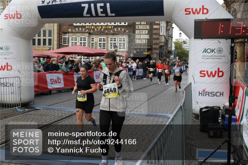05.10.2025 - 20. swb-Marathon Bremen Yannick Fuchs http://msf.ph/oto/9244166 05.10.2025 11:09:35 Ziel 9002, 9493, 9649, 9848, 9892, 9945, 10074, 10214, 10865, 11037, 11218 meine-sportfotos.de
