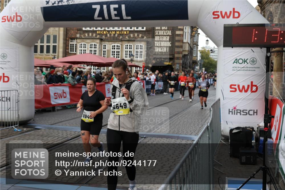 05.10.2025 - 20. swb-Marathon Bremen Yannick Fuchs http://msf.ph/oto/9244177 05.10.2025 11:09:35 Ziel 9002, 9493, 9649, 9848, 9892, 9945, 10074, 10214, 10865, 11037, 11218 meine-sportfotos.de