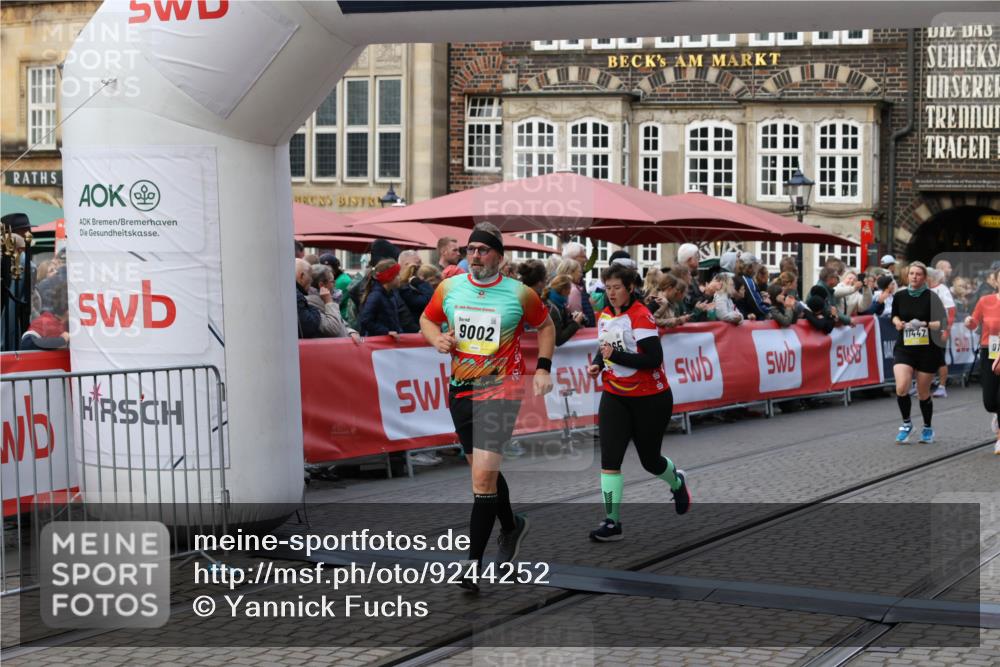 05.10.2025 - 20. swb-Marathon Bremen Yannick Fuchs http://msf.ph/oto/9244252 05.10.2025 11:09:36 Ziel 9002, 9185, 9493, 9649, 9945, 10074, 10214, 10419, 10865, 11037, 11218, 11447, 11614 meine-sportfotos.de