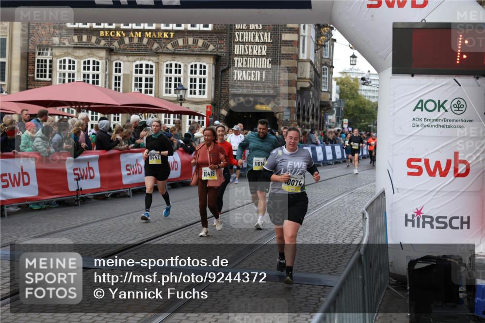 05.10.2025 - 20. swb-Marathon Bremen Yannick Fuchs http://msf.ph/oto/9244372 05.10.2025 11:09:38 Ziel 9002, 9185, 9493, 9649, 9945, 10074, 10214, 10419, 10865, 11037, 11218, 11447, 11526, 11614 meine-sportfotos.de