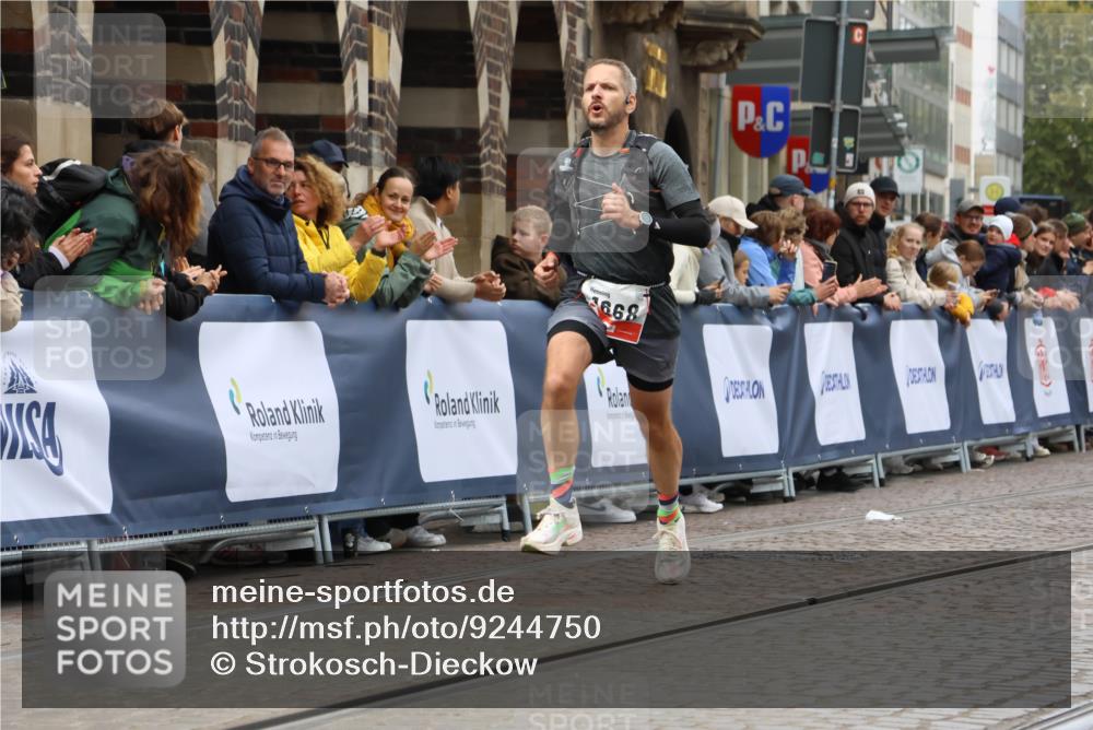 05.10.2025 - 20. swb-Marathon Bremen Strokosch-Dieckow http://msf.ph/oto/9244750 05.10.2025 12:46:09 Ziel 758, 1303, 1668 meine-sportfotos.de