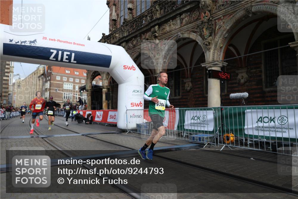 05.10.2025 - 20. swb-Marathon Bremen Yannick Fuchs http://msf.ph/oto/9244793 05.10.2025 10:42:20 Ziel 8187, 9364, 9504, 10838, 11217, 11422 meine-sportfotos.de