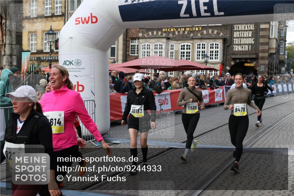 05.10.2025 - 20. swb-Marathon Bremen Yannick Fuchs http://msf.ph/oto/9244933 05.10.2025 11:11:25 Ziel 9011, 9264, 9273, 9386, 9479, 9836, 9837, 10183, 10614, 11158, 11568, 11578, 11580 meine-sportfotos.de