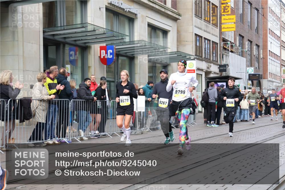 05.10.2025 - 20. swb-Marathon Bremen Strokosch-Dieckow http://msf.ph/oto/9245040 05.10.2025 10:50:19 Ziel 7733, 9230, 9251, 9267, 9277, 9299, 9337, 9578, 9658, 9715, 9742, 9832, 9888, 9969, 9975, 9986, 10043, 10066, 10199, 10224, 10251, 10279, 10479, 10638, 10689, 11062, 11239, 11241, 11344, 11451, 11466, 11543, 11660, 11661, 11740, 7733, 9230, 9251, 9267, 9277, 9299, 9337, 9578, 9658, 9715, 9742, 9832, 9888, 9969, 9975, 9986, 10043, 10066, 10199, 10224, 10251, 10638, 11062, 11239, 11241, 11344, 11466, 11660, 11740 meine-sportfotos.de