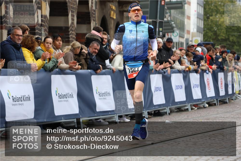 05.10.2025 - 20. swb-Marathon Bremen Strokosch-Dieckow http://msf.ph/oto/9245043 05.10.2025 12:46:16 Ziel 1303 meine-sportfotos.de