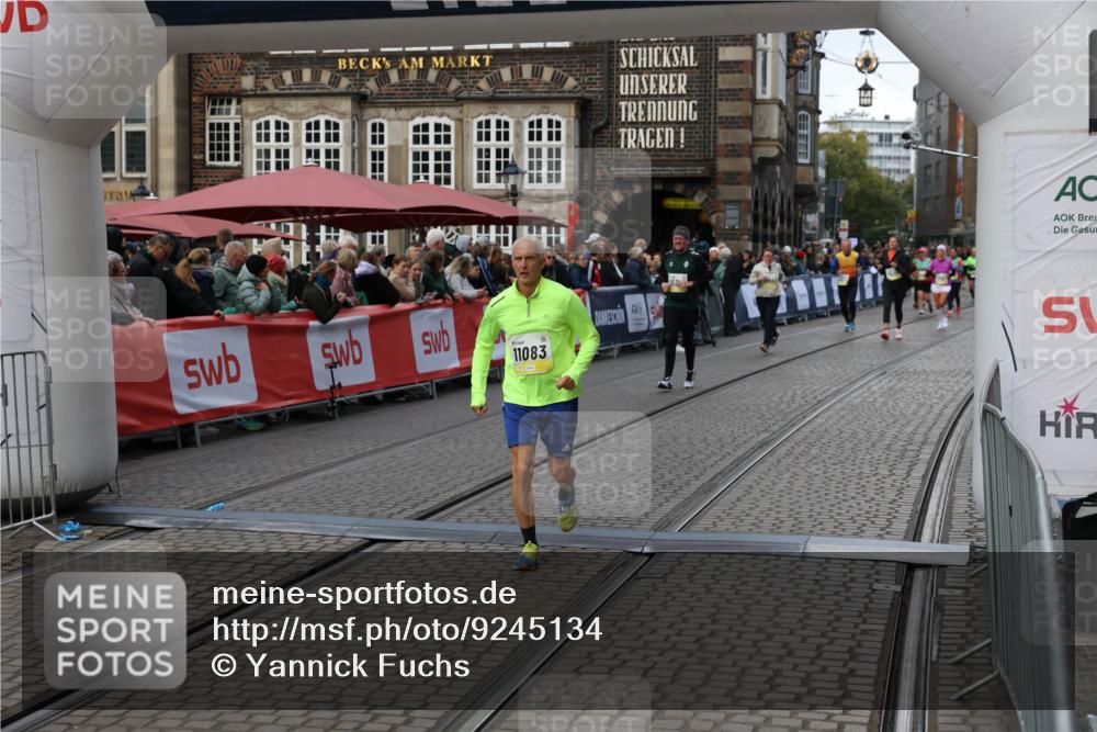 05.10.2025 - 20. swb-Marathon Bremen Yannick Fuchs http://msf.ph/oto/9245134 05.10.2025 11:11:34 Ziel 11083 meine-sportfotos.de