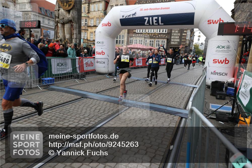 05.10.2025 - 20. swb-Marathon Bremen Yannick Fuchs http://msf.ph/oto/9245263 05.10.2025 11:10:01 Ziel 9410, 9685, 9972, 10448, 10827, 10860, 11206, 11219, 11381, 11486 meine-sportfotos.de