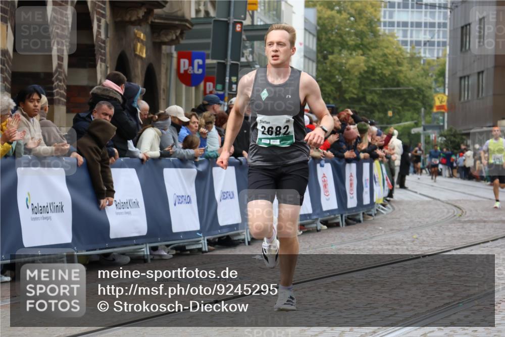 05.10.2025 - 20. swb-Marathon Bremen Strokosch-Dieckow http://msf.ph/oto/9245295 05.10.2025 12:46:30 Ziel 2682, 4251 meine-sportfotos.de