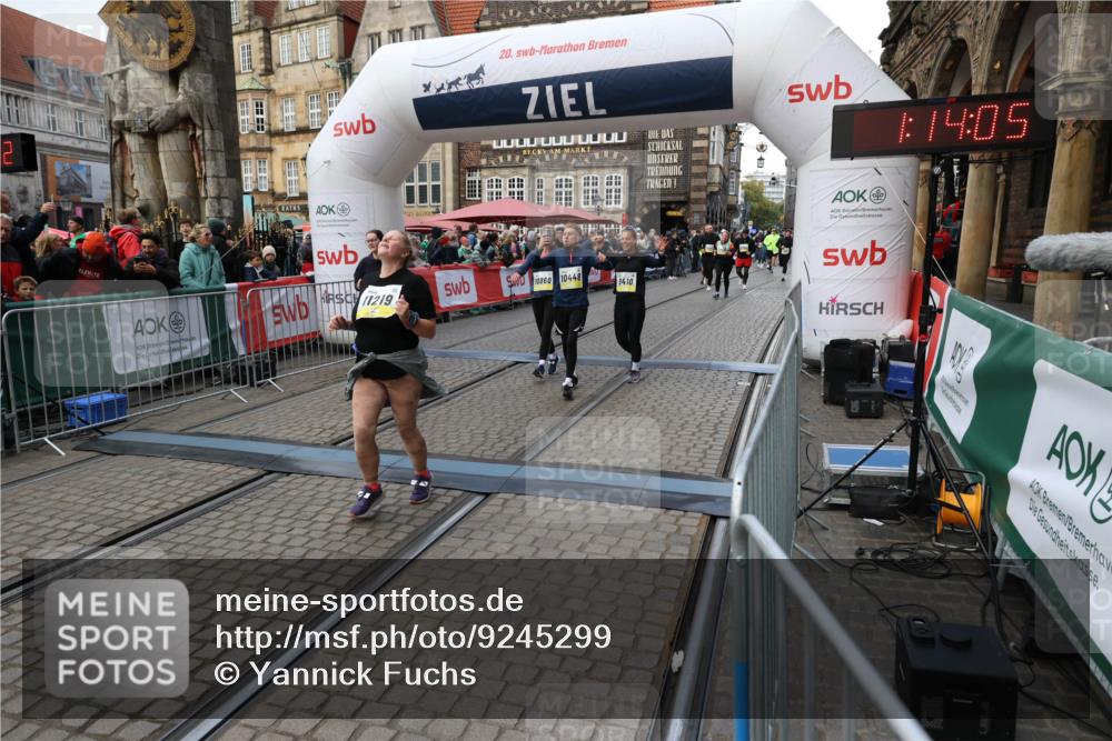 05.10.2025 - 20. swb-Marathon Bremen Yannick Fuchs http://msf.ph/oto/9245299 05.10.2025 11:10:01 Ziel 9410, 9685, 9972, 10448, 10827, 10860, 11206, 11219, 11381, 11486 meine-sportfotos.de