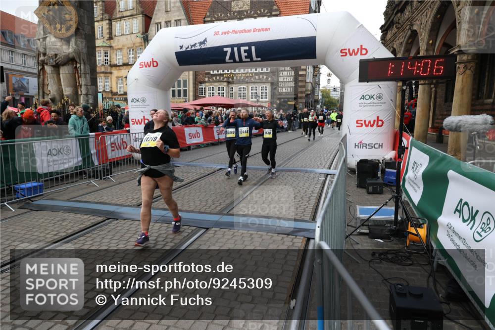 05.10.2025 - 20. swb-Marathon Bremen Yannick Fuchs http://msf.ph/oto/9245309 05.10.2025 11:10:01 Ziel 9410, 9685, 9972, 10448, 10827, 10860, 11206, 11219, 11381, 11486 meine-sportfotos.de