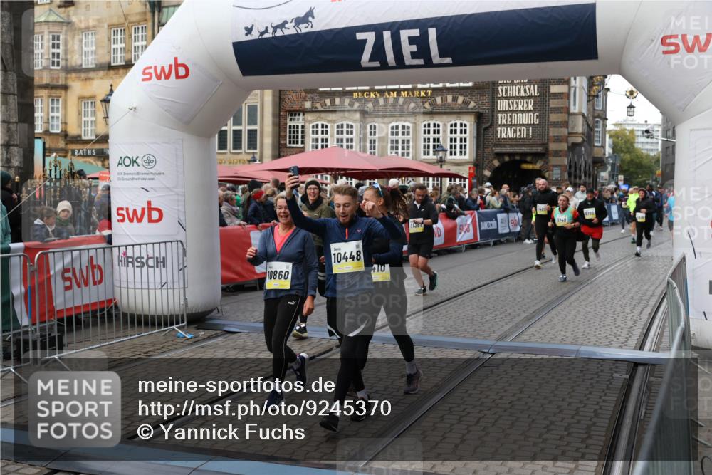 05.10.2025 - 20. swb-Marathon Bremen Yannick Fuchs http://msf.ph/oto/9245370 05.10.2025 11:10:02 Ziel 9410, 9685, 9760, 9972, 10448, 10827, 10860, 11219, 11381, 11486, 11748 meine-sportfotos.de
