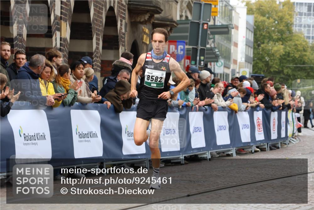 05.10.2025 - 20. swb-Marathon Bremen Strokosch-Dieckow http://msf.ph/oto/9245461 05.10.2025 12:46:51 Ziel 1571, 8582 meine-sportfotos.de