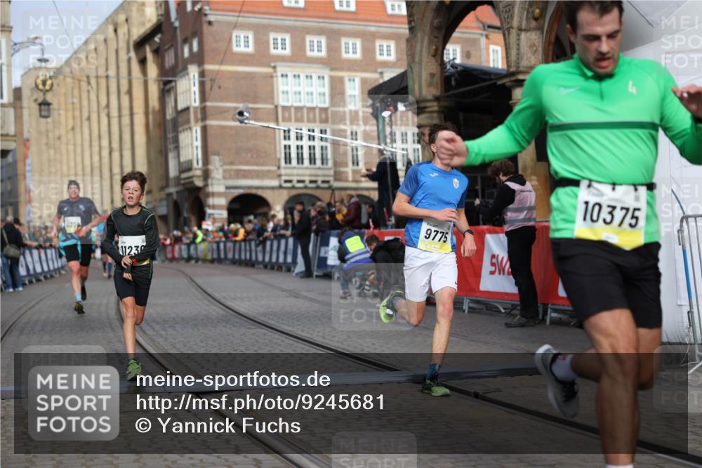 05.10.2025 - 20. swb-Marathon Bremen Yannick Fuchs http://msf.ph/oto/9245681 05.10.2025 10:42:30 Ziel 9700, 9775, 10208, 10375, 11230 meine-sportfotos.de