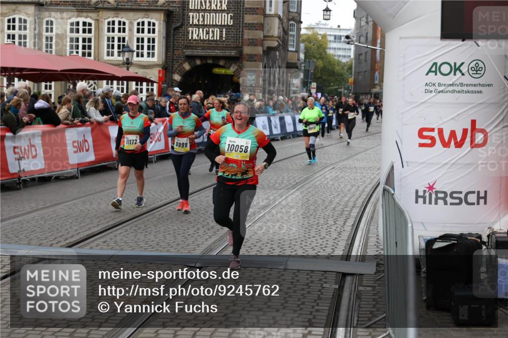 05.10.2025 - 20. swb-Marathon Bremen Yannick Fuchs http://msf.ph/oto/9245762 05.10.2025 11:11:47 Ziel 9453, 9999, 10058, 10264, 10333, 11172, 11191 meine-sportfotos.de