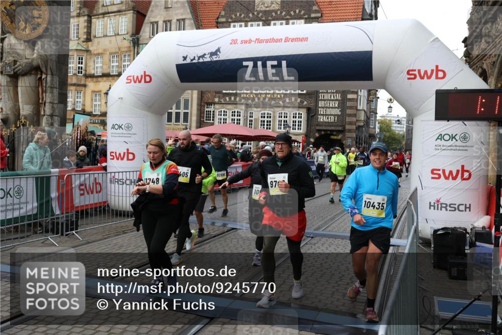 05.10.2025 - 20. swb-Marathon Bremen Yannick Fuchs http://msf.ph/oto/9245770 05.10.2025 11:10:07 Ziel 9288, 9410, 9561, 9685, 9760, 9972, 10435, 10448, 10515, 10659, 10860, 10885, 11381, 11405, 11634, 11748 meine-sportfotos.de