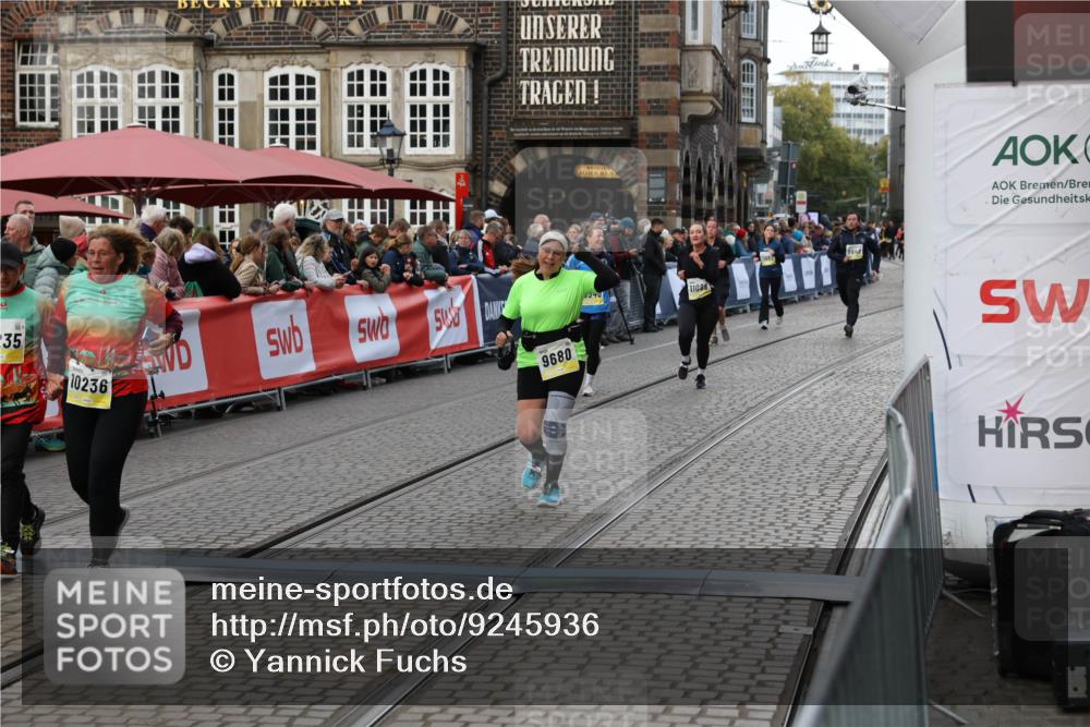 05.10.2025 - 20. swb-Marathon Bremen Yannick Fuchs http://msf.ph/oto/9245936 05.10.2025 11:11:51 Ziel 9680, 9999, 10058, 10235, 10236, 10333, 11172 meine-sportfotos.de