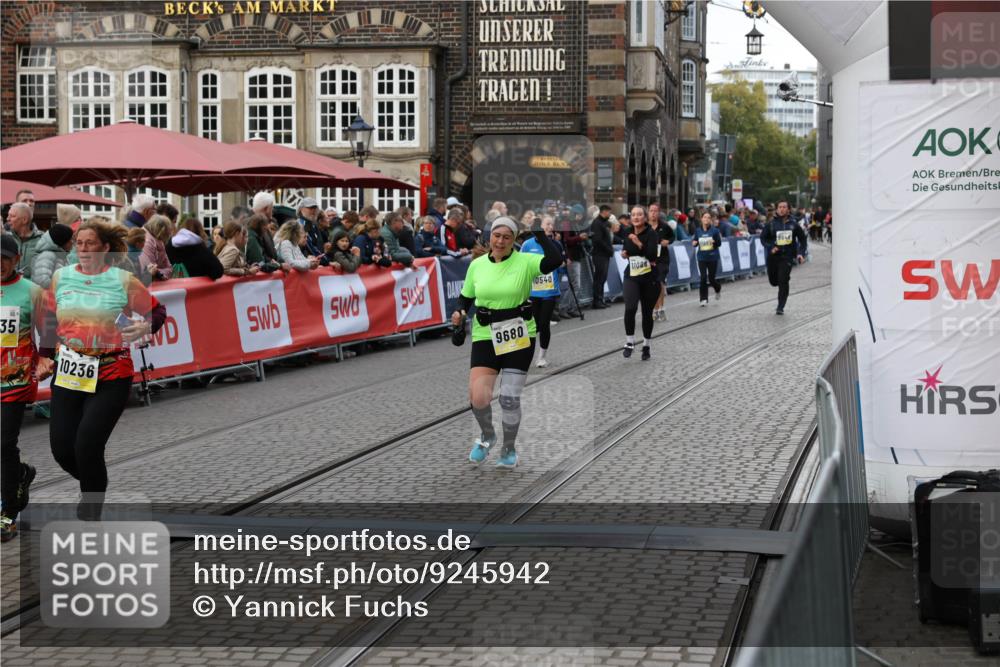 05.10.2025 - 20. swb-Marathon Bremen Yannick Fuchs http://msf.ph/oto/9245942 05.10.2025 11:11:52 Ziel 9680, 9999, 10058, 10235, 10236, 10540, 11088, 11172 meine-sportfotos.de