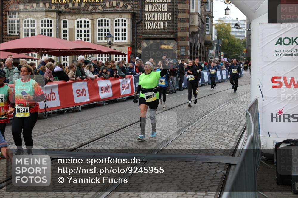 05.10.2025 - 20. swb-Marathon Bremen Yannick Fuchs http://msf.ph/oto/9245955 05.10.2025 11:11:52 Ziel 9680, 9999, 10058, 10235, 10236, 10540, 11088, 11172 meine-sportfotos.de
