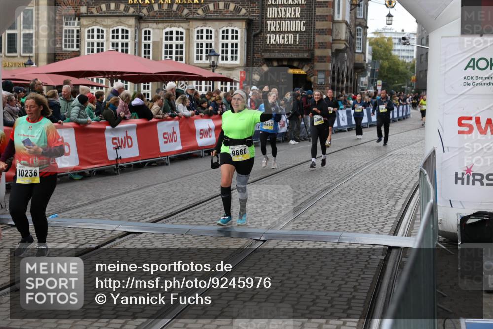 05.10.2025 - 20. swb-Marathon Bremen Yannick Fuchs http://msf.ph/oto/9245976 05.10.2025 11:11:52 Ziel 9680, 9999, 10058, 10235, 10236, 10540, 11088, 11172 meine-sportfotos.de