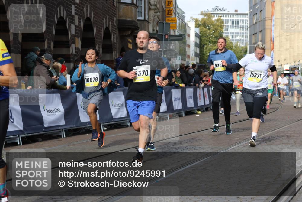 05.10.2025 - 20. swb-Marathon Bremen Strokosch-Dieckow http://msf.ph/oto/9245991 05.10.2025 10:58:42 Ziel 7163, 8585, 9346, 9359, 9370, 9540, 9622, 9714, 10263, 10527, 10561, 10591, 10679, 10871, 11078, 11290, 11651 meine-sportfotos.de