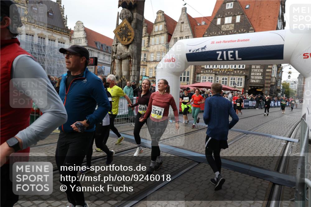05.10.2025 - 20. swb-Marathon Bremen Yannick Fuchs http://msf.ph/oto/9246018 05.10.2025 11:10:16 Ziel 7799, 9470, 9476, 9554, 9561, 10082, 10383, 10563, 10596, 10659, 10969, 11204, 11261, 11401, 11536 meine-sportfotos.de