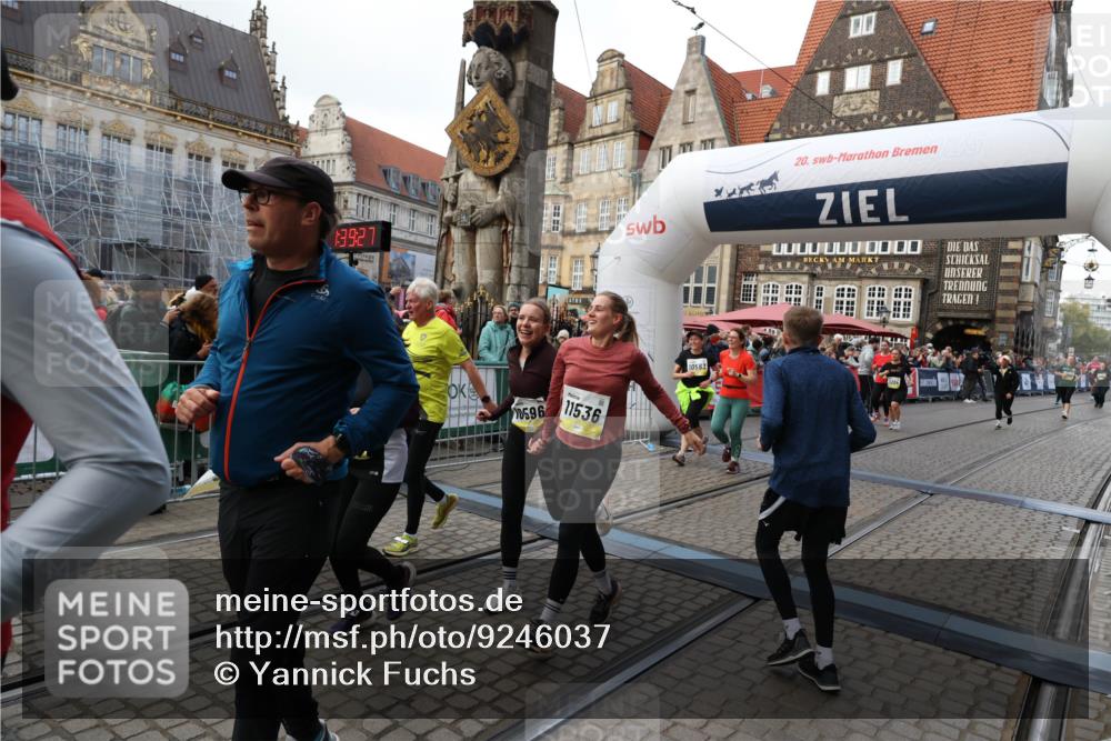 05.10.2025 - 20. swb-Marathon Bremen Yannick Fuchs http://msf.ph/oto/9246037 05.10.2025 11:10:16 Ziel 7799, 9470, 9476, 9554, 9561, 10082, 10383, 10563, 10596, 10659, 10969, 11204, 11261, 11401, 11536 meine-sportfotos.de