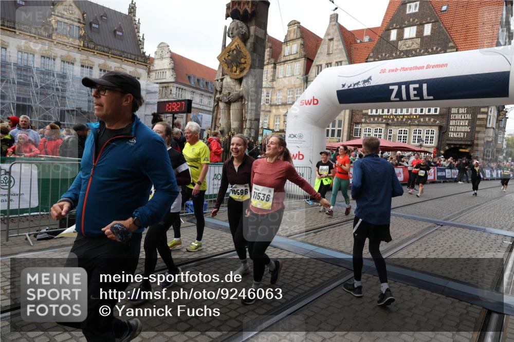 05.10.2025 - 20. swb-Marathon Bremen Yannick Fuchs http://msf.ph/oto/9246063 05.10.2025 11:10:16 Ziel 7799, 9470, 9476, 9554, 9561, 10082, 10383, 10563, 10596, 10659, 10969, 11204, 11261, 11401, 11536 meine-sportfotos.de