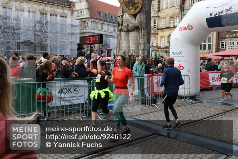 05.10.2025 - 20. swb-Marathon Bremen Yannick Fuchs http://msf.ph/oto/9246122 05.10.2025 11:10:18 Ziel 7799, 9470, 9476, 9554, 9806, 10082, 10383, 10563, 10596, 10969, 11204, 11261, 11401, 11536 meine-sportfotos.de
