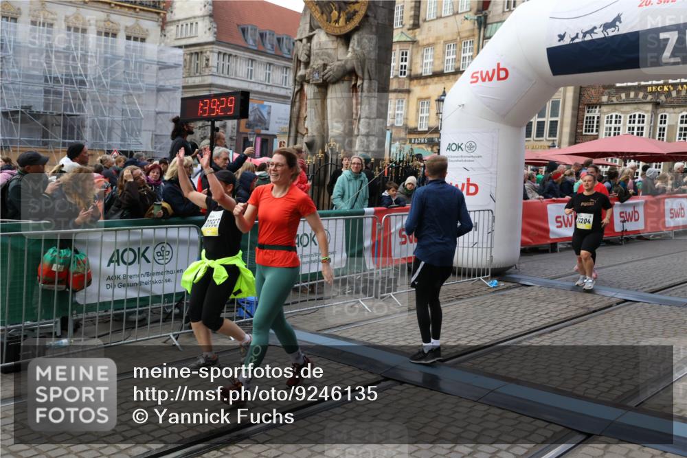 05.10.2025 - 20. swb-Marathon Bremen Yannick Fuchs http://msf.ph/oto/9246135 05.10.2025 11:10:18 Ziel 7799, 9470, 9476, 9554, 9806, 10082, 10383, 10563, 10596, 10969, 11204, 11261, 11401, 11536 meine-sportfotos.de