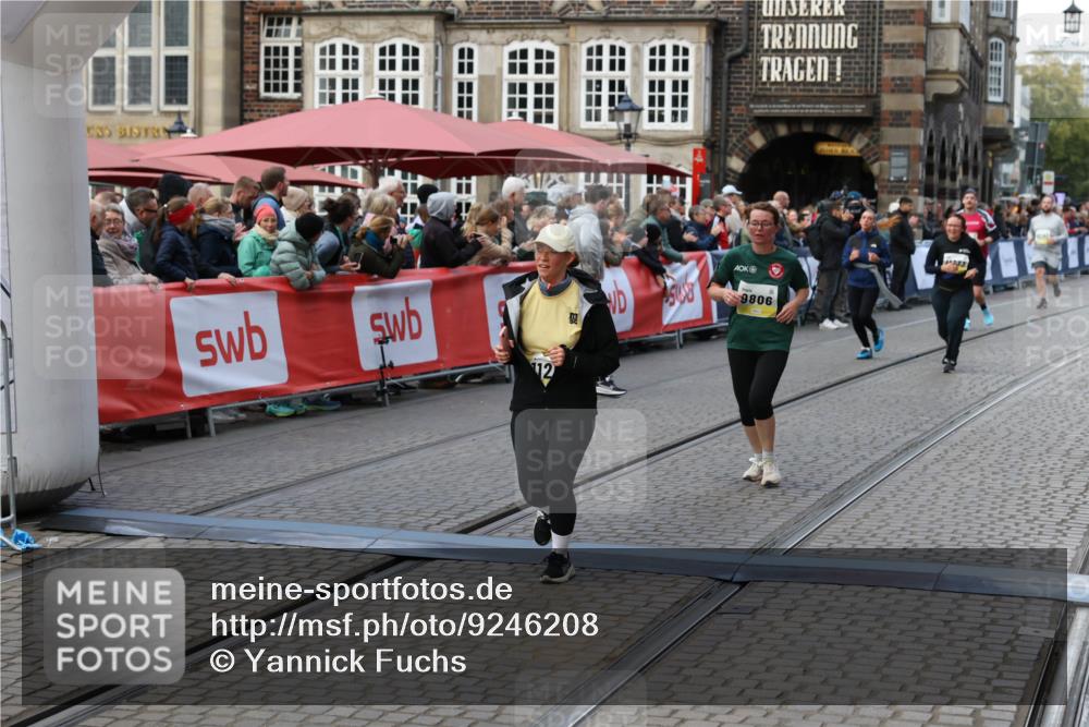 05.10.2025 - 20. swb-Marathon Bremen Yannick Fuchs http://msf.ph/oto/9246208 05.10.2025 11:10:20 Ziel 7799, 9470, 9476, 9806, 10082, 10563, 10596, 11204, 11261, 11536 meine-sportfotos.de