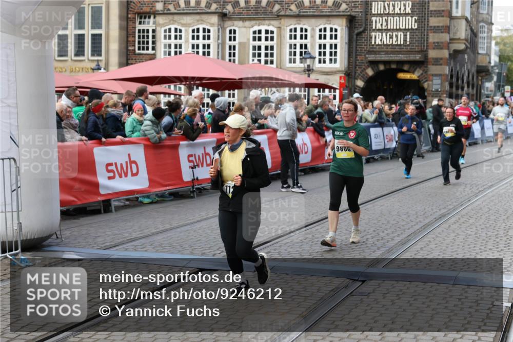 05.10.2025 - 20. swb-Marathon Bremen Yannick Fuchs http://msf.ph/oto/9246212 05.10.2025 11:10:20 Ziel 7799, 9470, 9476, 9806, 10082, 10563, 10596, 11204, 11261, 11536 meine-sportfotos.de