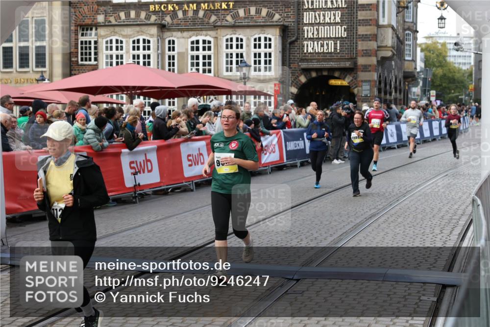 05.10.2025 - 20. swb-Marathon Bremen Yannick Fuchs http://msf.ph/oto/9246247 05.10.2025 11:10:21 Ziel 7799, 9806, 10082, 10563, 10596, 11204, 11261, 11333, 11536 meine-sportfotos.de