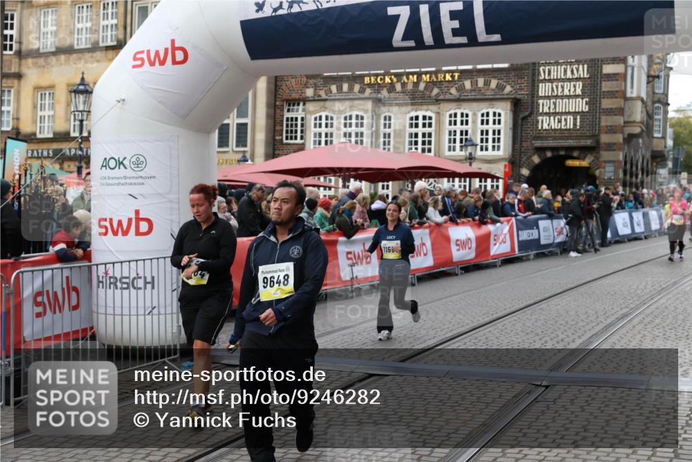 05.10.2025 - 20. swb-Marathon Bremen Yannick Fuchs http://msf.ph/oto/9246282 05.10.2025 11:12:00 Ziel 9648, 9784, 10540, 11088, 11563 meine-sportfotos.de