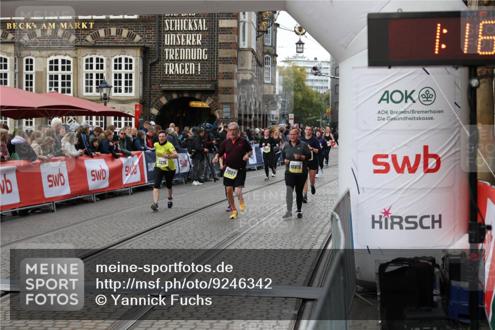 05.10.2025 - 20. swb-Marathon Bremen Yannick Fuchs http://msf.ph/oto/9246342 05.10.2025 11:12:02 Ziel 7007, 9420, 9648, 9784, 10540, 10815, 10839, 11088, 11215, 11563 meine-sportfotos.de