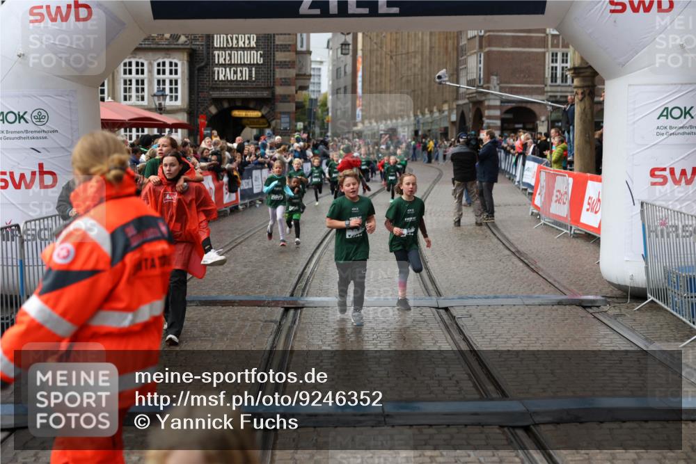 05.10.2025 - 20. swb-Marathon Bremen Yannick Fuchs http://msf.ph/oto/9246352 05.10.2025 15:21:00 Ziel  meine-sportfotos.de
