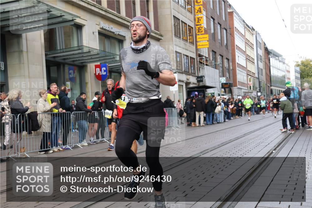 05.10.2025 - 20. swb-Marathon Bremen Strokosch-Dieckow http://msf.ph/oto/9246430 05.10.2025 10:51:17 Ziel 8333, 9004, 9252, 9259, 9268, 9506, 10321, 10436, 10556, 10584, 10716, 10918, 10928, 10968, 11177, 11361, 11484, 11689, 11696, 8333, 9004, 9252, 9259, 9268, 9506, 10321, 10436, 10556, 10584, 10716, 10918, 10928, 10968, 11177, 11361, 11484, 11689, 11696 meine-sportfotos.de