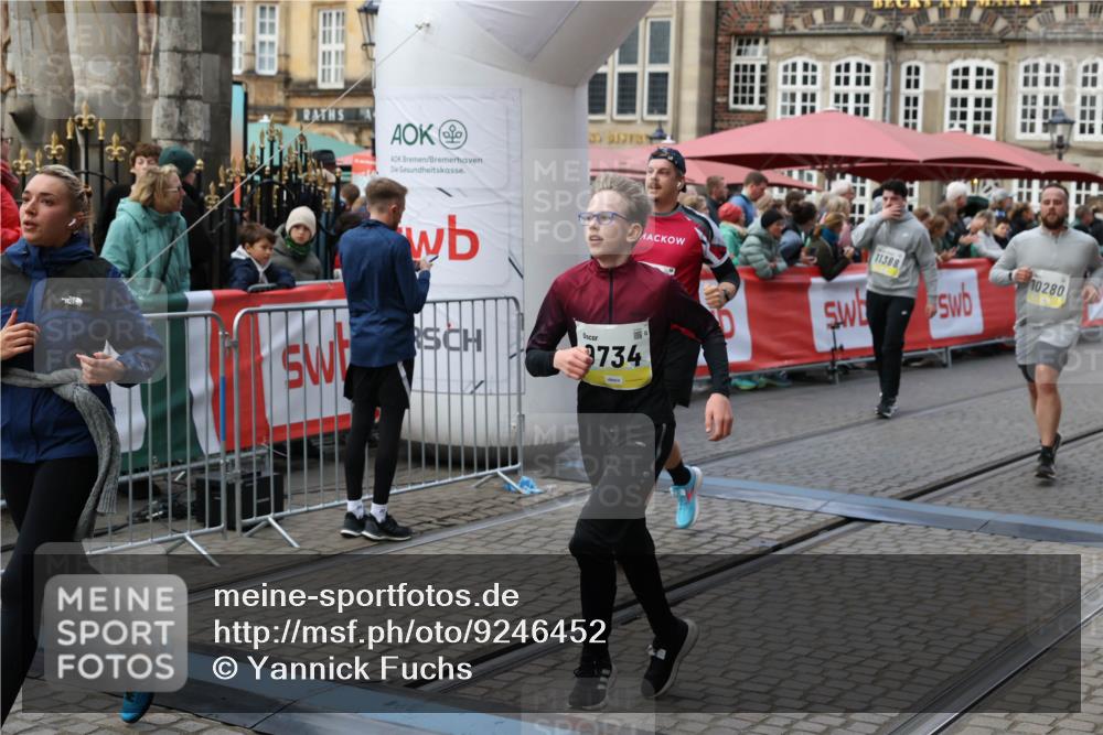 05.10.2025 - 20. swb-Marathon Bremen Yannick Fuchs http://msf.ph/oto/9246452 05.10.2025 11:10:27 Ziel 8533, 9734, 9806, 10189, 10280, 11333 meine-sportfotos.de