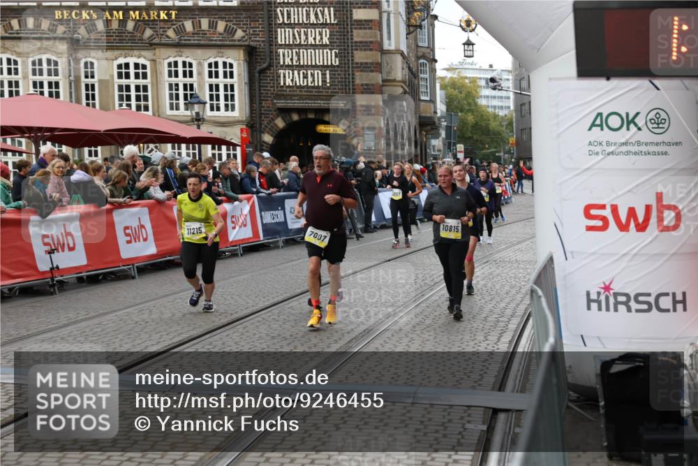 05.10.2025 - 20. swb-Marathon Bremen Yannick Fuchs http://msf.ph/oto/9246455 05.10.2025 11:12:03 Ziel 7007, 9420, 9648, 9784, 10815, 10839, 11215, 11563 meine-sportfotos.de