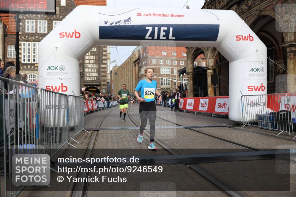 05.10.2025 - 20. swb-Marathon Bremen Yannick Fuchs http://msf.ph/oto/9246549 05.10.2025 10:42:57 Ziel 9524, 11640 meine-sportfotos.de