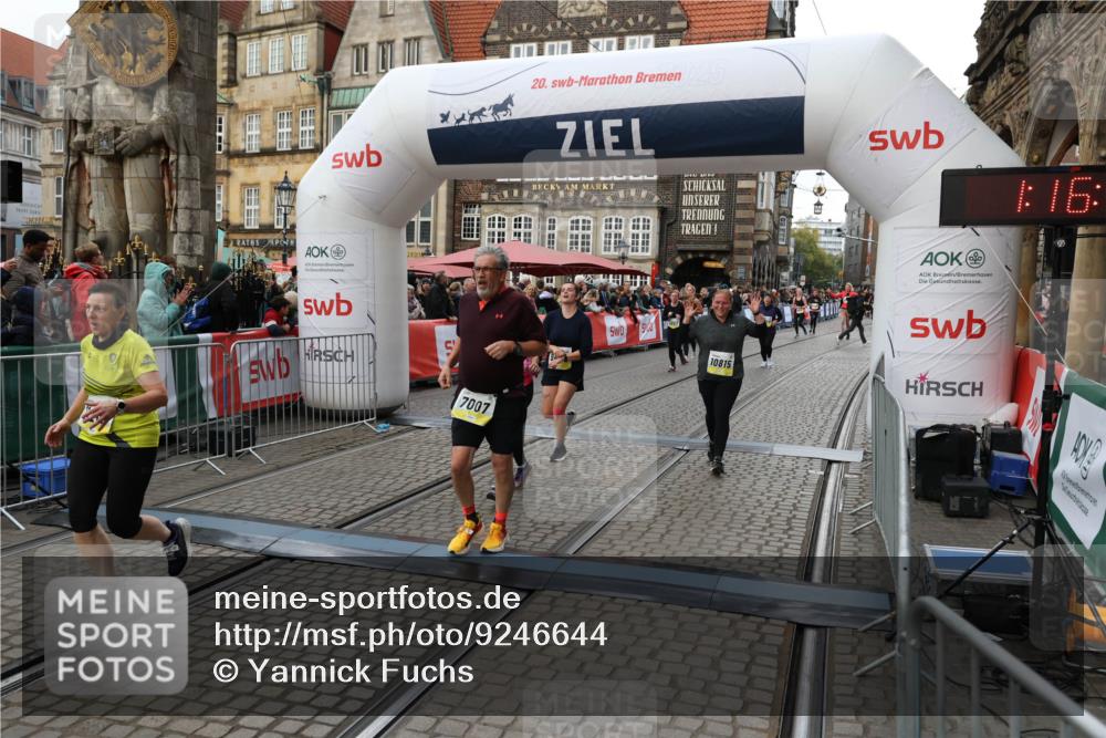 05.10.2025 - 20. swb-Marathon Bremen Yannick Fuchs http://msf.ph/oto/9246644 05.10.2025 11:12:06 Ziel 7007, 9420, 9726, 9867, 10815, 10839, 10849, 11215, 11563 meine-sportfotos.de