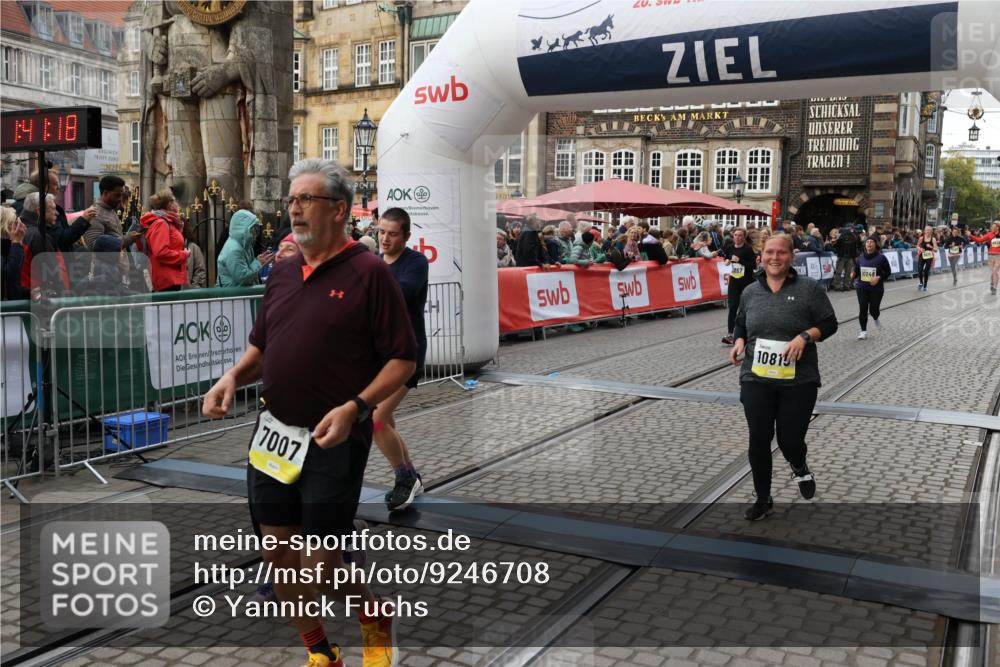 05.10.2025 - 20. swb-Marathon Bremen Yannick Fuchs http://msf.ph/oto/9246708 05.10.2025 11:12:07 Ziel 7007, 9420, 9726, 9867, 10815, 10839, 10849, 11215, 11563 meine-sportfotos.de
