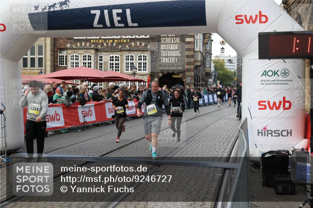 05.10.2025 - 20. swb-Marathon Bremen Yannick Fuchs http://msf.ph/oto/9246727 05.10.2025 11:10:33 Ziel 8225, 8533, 9734, 9895, 10280, 10288, 10552, 11388 meine-sportfotos.de