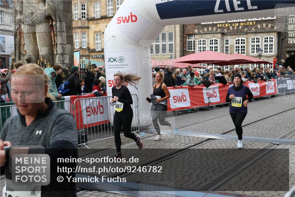 05.10.2025 - 20. swb-Marathon Bremen Yannick Fuchs http://msf.ph/oto/9246782 05.10.2025 11:12:10 Ziel 7007, 9420, 9726, 9867, 10499, 10815, 10839, 10849, 11215 meine-sportfotos.de