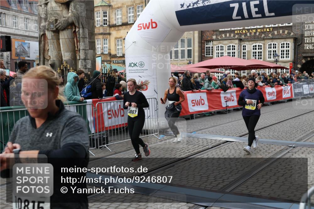 05.10.2025 - 20. swb-Marathon Bremen Yannick Fuchs http://msf.ph/oto/9246807 05.10.2025 11:12:10 Ziel 7007, 9420, 9726, 9867, 10499, 10815, 10839, 10849, 11215 meine-sportfotos.de