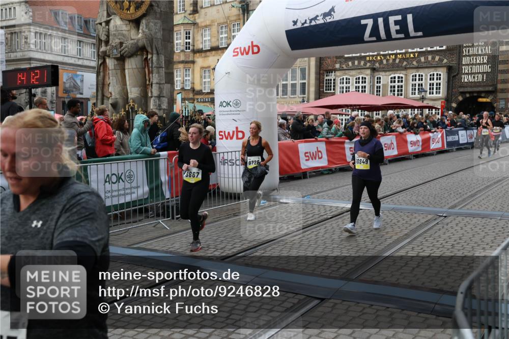 05.10.2025 - 20. swb-Marathon Bremen Yannick Fuchs http://msf.ph/oto/9246828 05.10.2025 11:12:10 Ziel 7007, 9420, 9726, 9867, 10499, 10815, 10839, 10849, 11215 meine-sportfotos.de