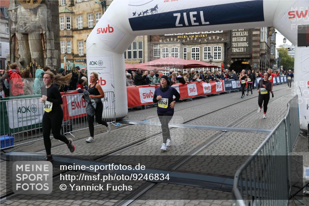 05.10.2025 - 20. swb-Marathon Bremen Yannick Fuchs http://msf.ph/oto/9246834 05.10.2025 11:12:11 Ziel 7007, 9420, 9726, 9867, 10499, 10815, 10839, 10849, 11215 meine-sportfotos.de