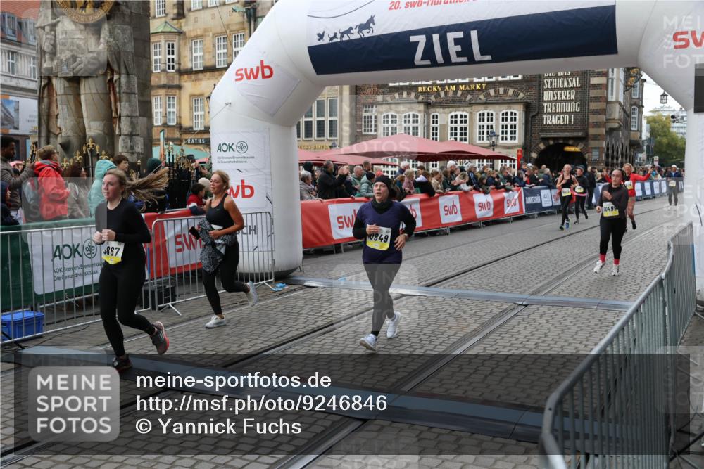 05.10.2025 - 20. swb-Marathon Bremen Yannick Fuchs http://msf.ph/oto/9246846 05.10.2025 11:12:11 Ziel 7007, 9420, 9726, 9867, 10499, 10815, 10839, 10849, 11215 meine-sportfotos.de