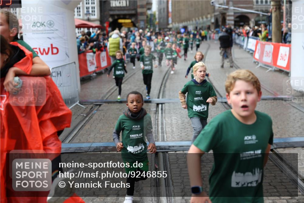 05.10.2025 - 20. swb-Marathon Bremen Yannick Fuchs http://msf.ph/oto/9246855 05.10.2025 15:21:05 Ziel  meine-sportfotos.de
